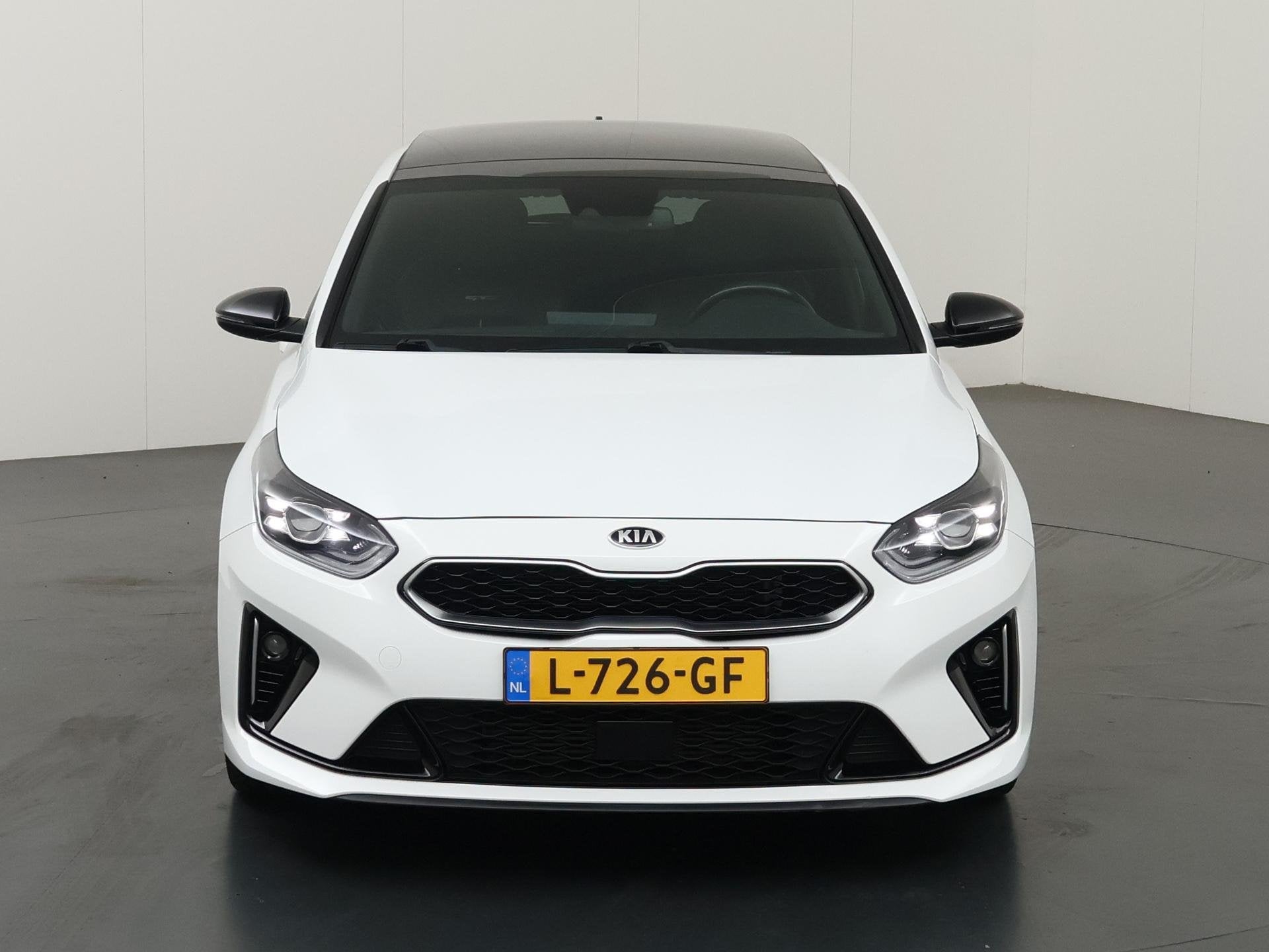 Kia ProCeed 1.0 T-GDi GT-Line | Navigatie | Panoramadak | Pa, Voorwielaandrijving, Gebruikt, Wit, Handgeschakeld