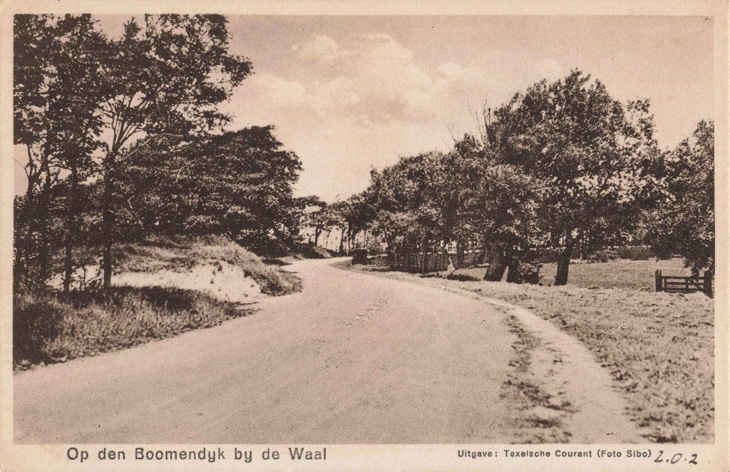 Texel Op den Boomendijk bij De Waal AF1111, Verzamelen, Ophalen, 1920 tot 1940, Ongelopen, Waddeneilanden