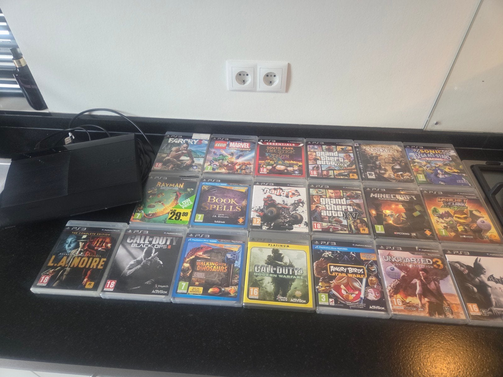 PS3 met 20 spellen: Far Cry, GTA, Minecraft en meer!, Gebruikt, Vanaf 18 jaar, Overige genres, Ophalen of Verzenden