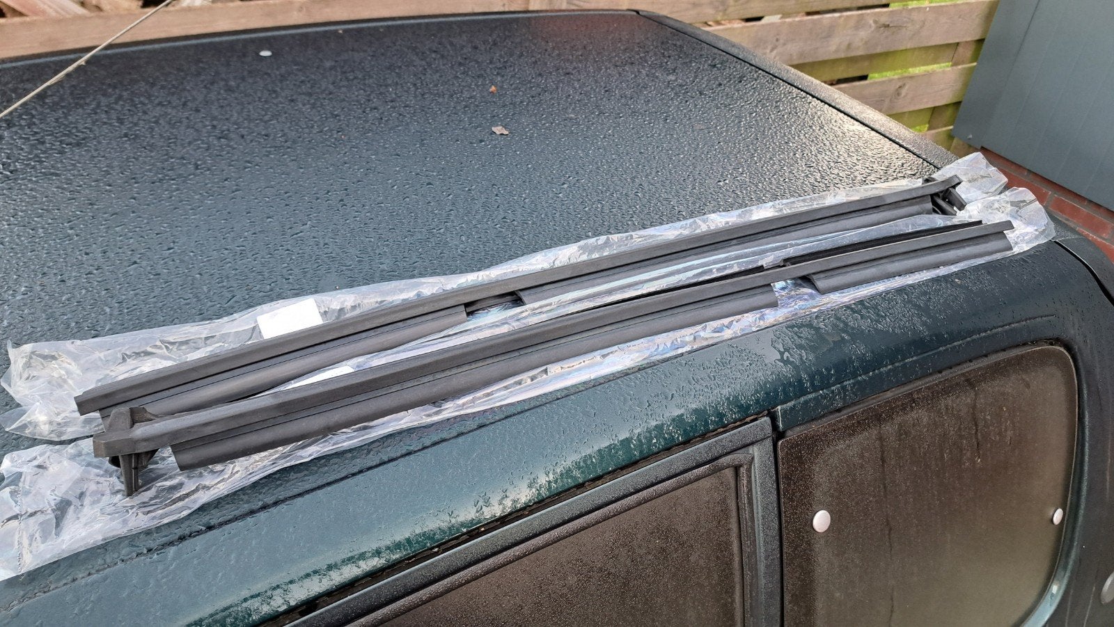 Raamrubbers Peugeot 205 cabriolet CTI CJ CT Roland Garros, Auto-onderdelen, Ophalen of Verzenden, Nieuw, Peugeot