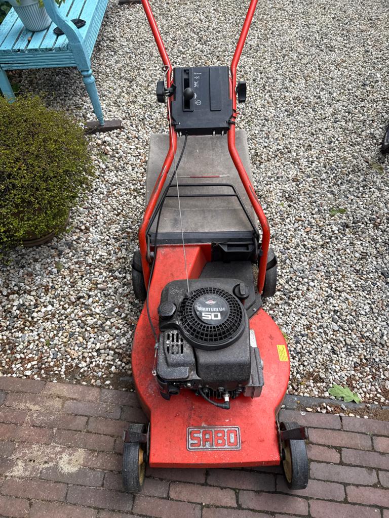 Sabo grasmaaier Quantum 50 - Benzine - Gebruikt, Tuin en Terras, Grasmaaiers, Ophalen, Cirkelmaaier, Gebruikt, Opvangbak