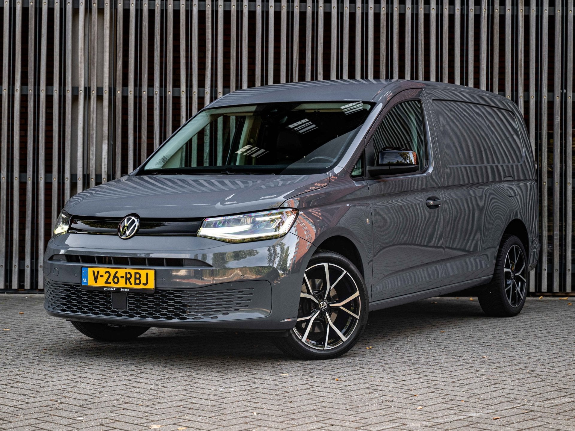 Volkswagen Caddy Maxi 1.5 TSi 114pk AUT. Style |LED|18''|Cam, Dealer onderhouden, Euro 6, 4 cilinders, Volkswagen