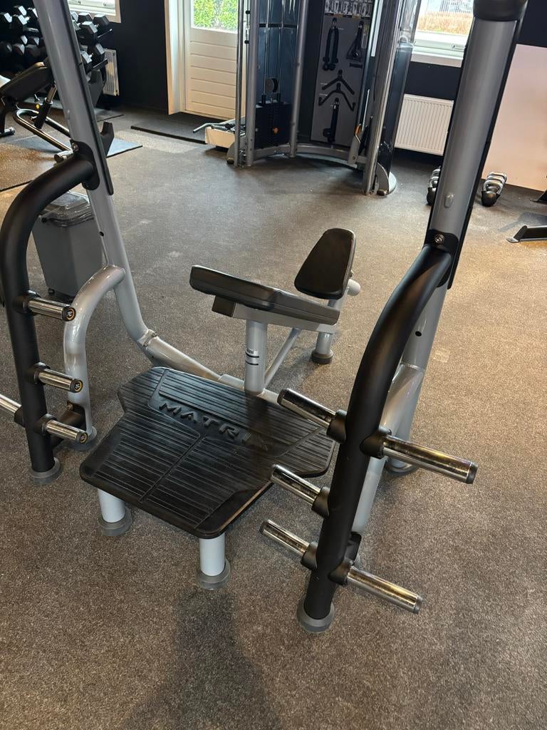 Matrix Krachtstation - Zo goed als nieuw, Sport en Fitness, Fitnessapparatuur, Zo goed als nieuw, Krachtstation, Benen, Metaal