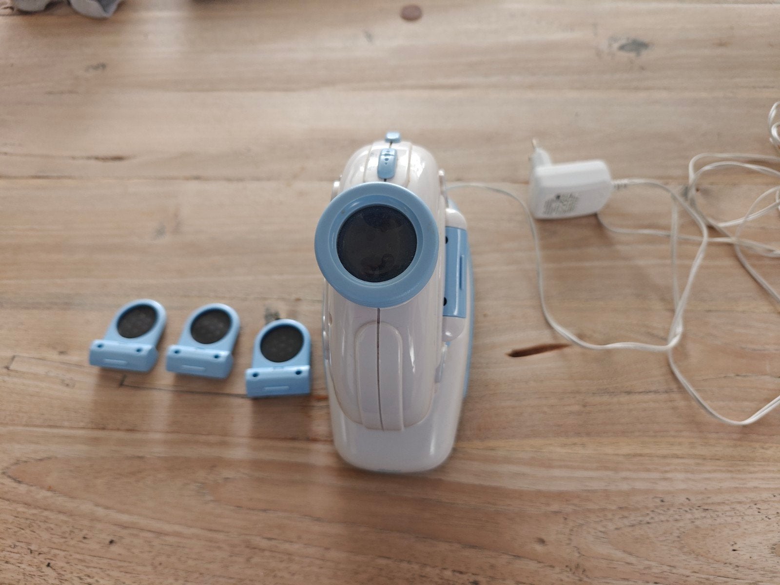 Alecto projector met slaapliedjes, Ophalen, Zo goed als nieuw, 250 meter of meer
