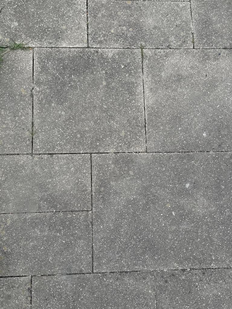 Gratis af te halen: Grote partij gebruikte tuintegels, Doe-het-zelf en Verbouw, Tegels, Overige materialen, Gebruikt, Ophalen of Verzenden