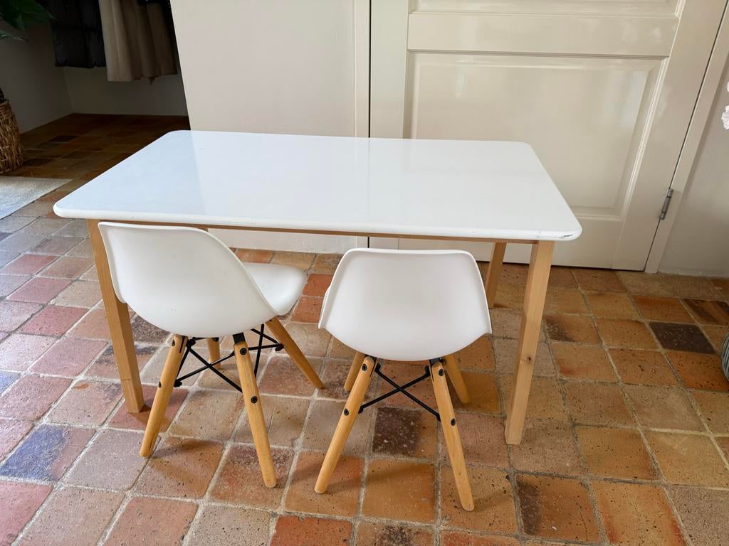 Bopita Kinder(speel)tafel met 2 stoeltjes, Ophalen, Zo goed als nieuw, Tafel(s) en Stoel(en)