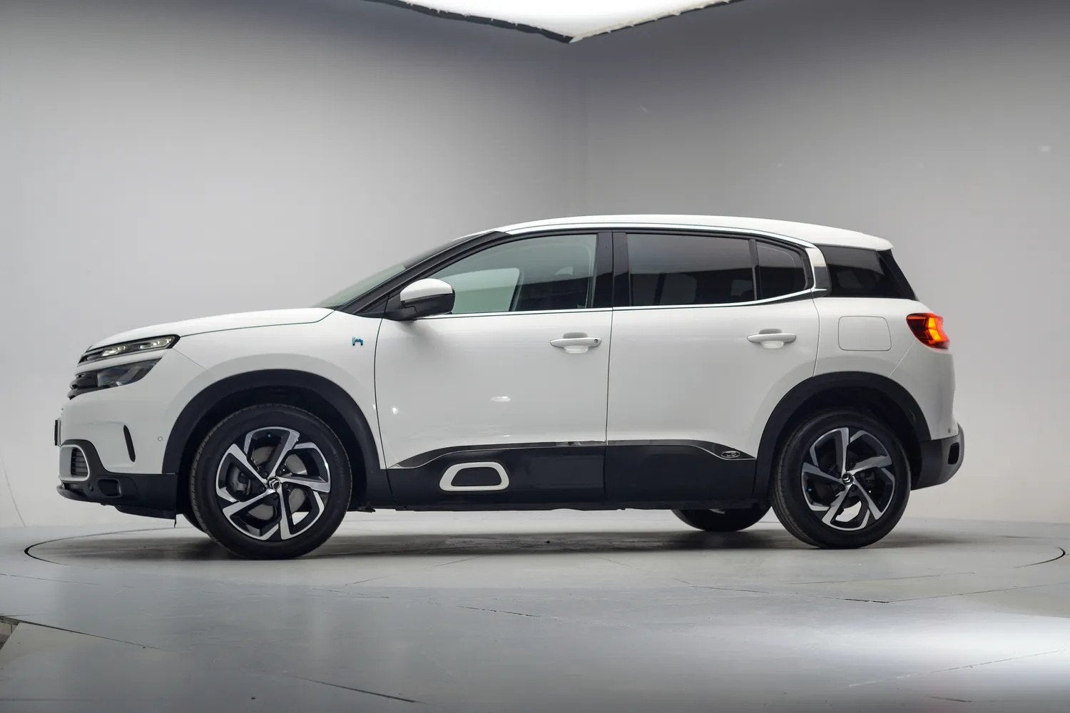 Citroën C5 Aircross 1.6 Plug-in Hybrid 225 ë-Series [ came, Auto's, Automaat, 4 cilinders, 181 pk, C5 Aircross