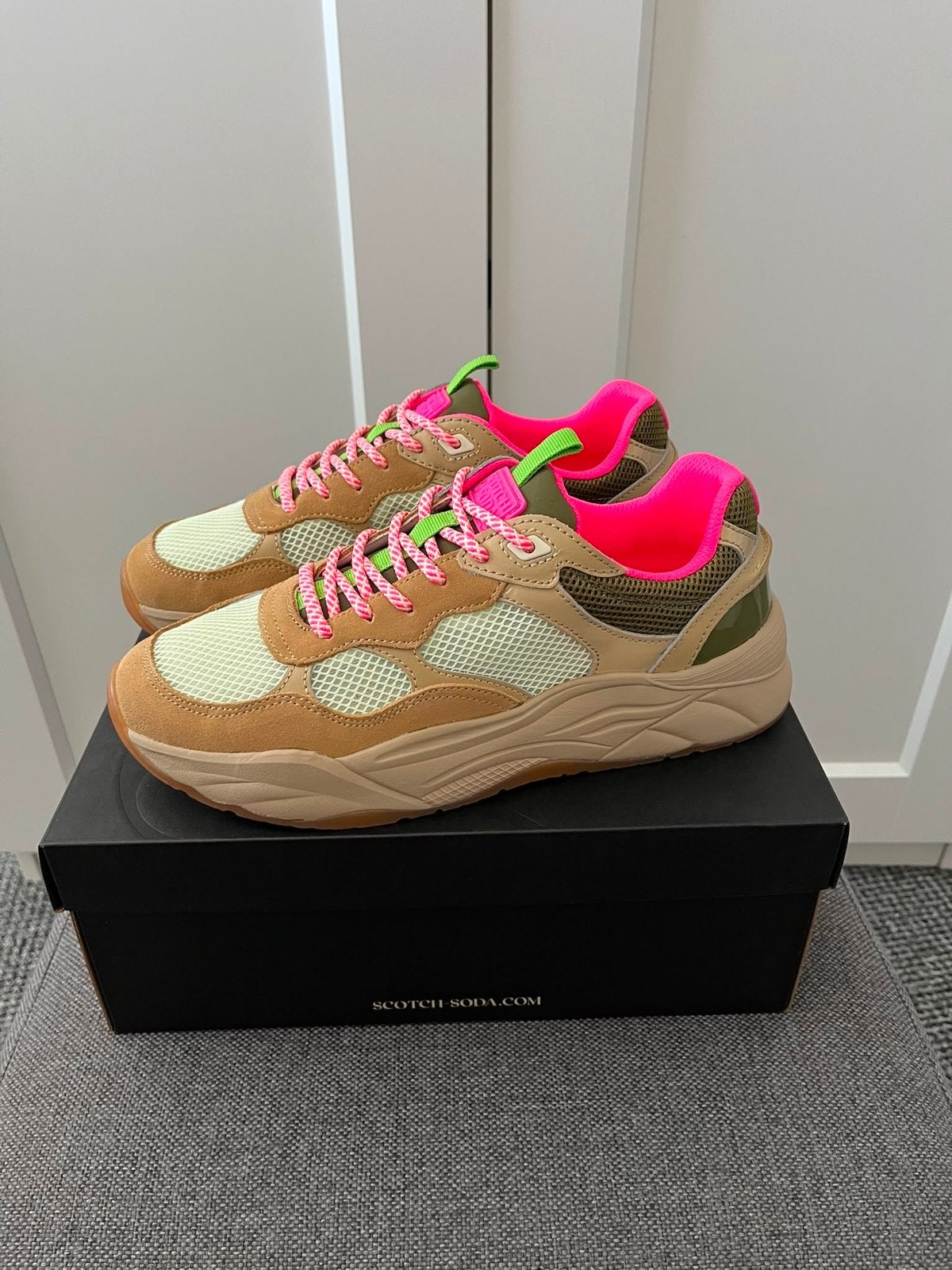 Nieuwe Scotch & Soda sneakers in diverse maten, Kleding | Dames, Schoenen, Ophalen of Verzenden, Nieuw, Overige kleuren, Sneakers of Gympen