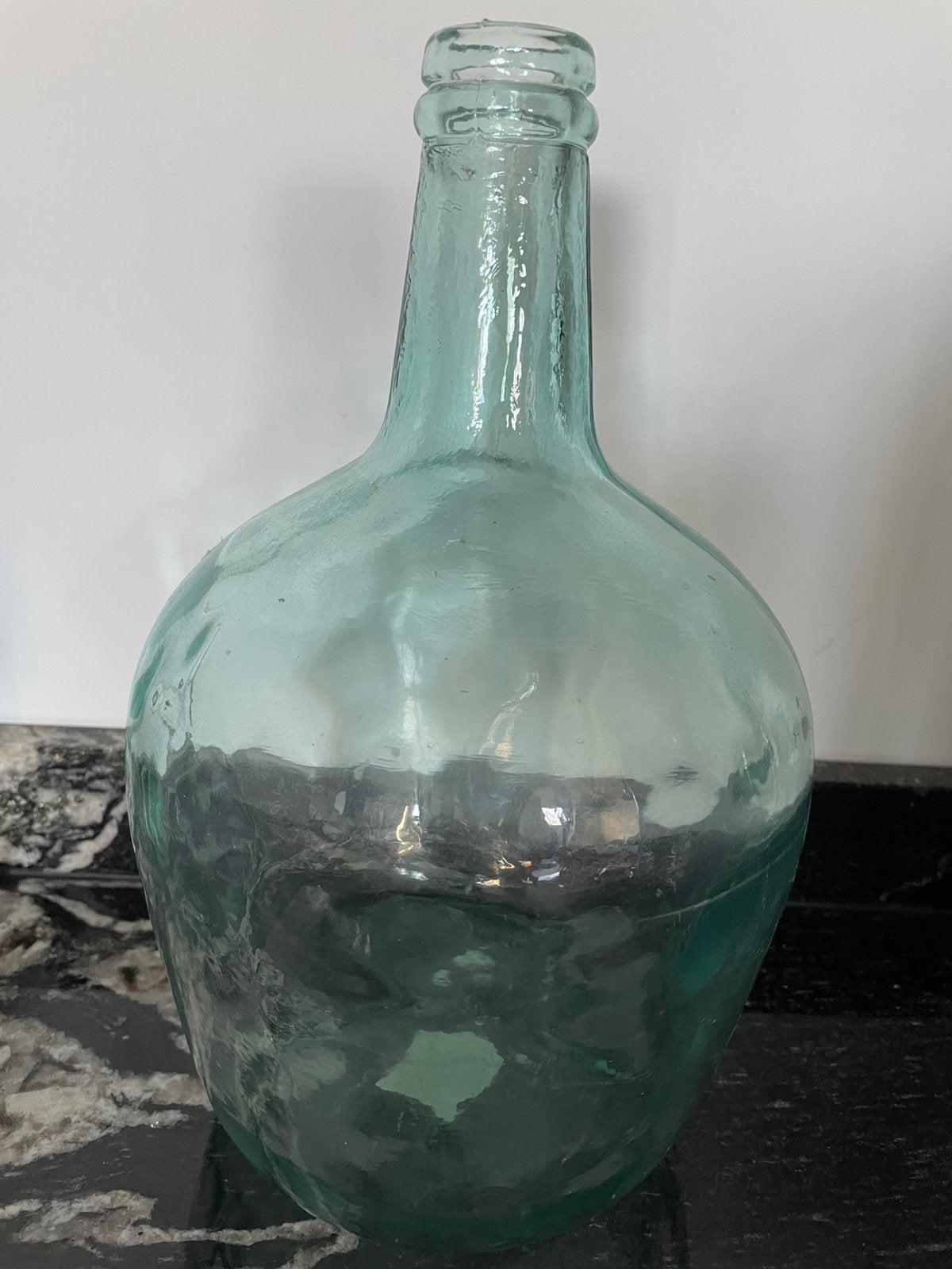 Vaasfles vaas fles glas bloemen bloementak diner, Huis en Inrichting, Woonaccessoires | Vazen, Ophalen of Verzenden, Zo goed als nieuw