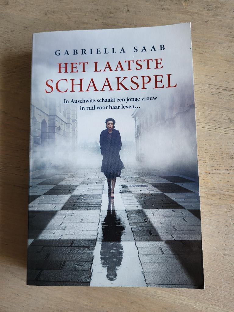 roman Het laatste schaakspel - Gabriella Saab WOII, Ophalen of Verzenden, Gelezen