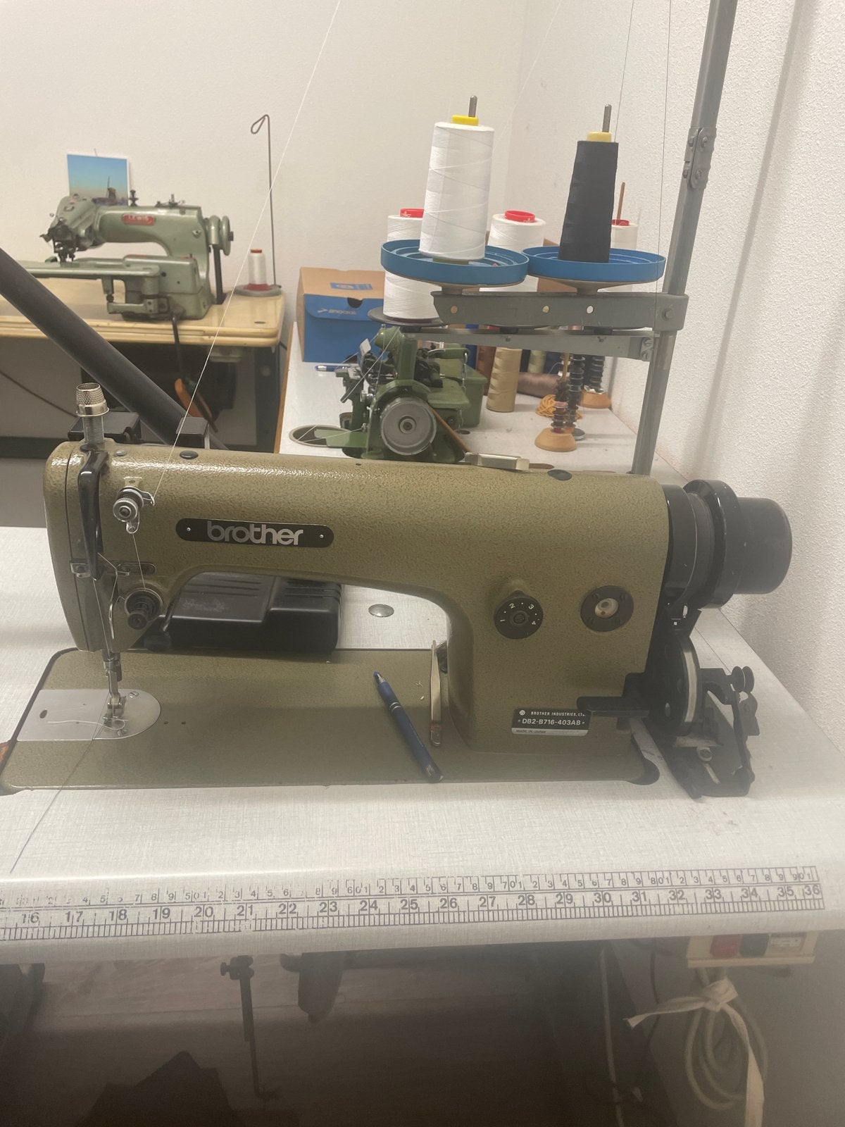 Brother Industriële Naaimachine, Hobby en Vrije tijd, Naaimachines en Toebehoren, Ophalen, Gebruikt, Naaimachine, Industrieel