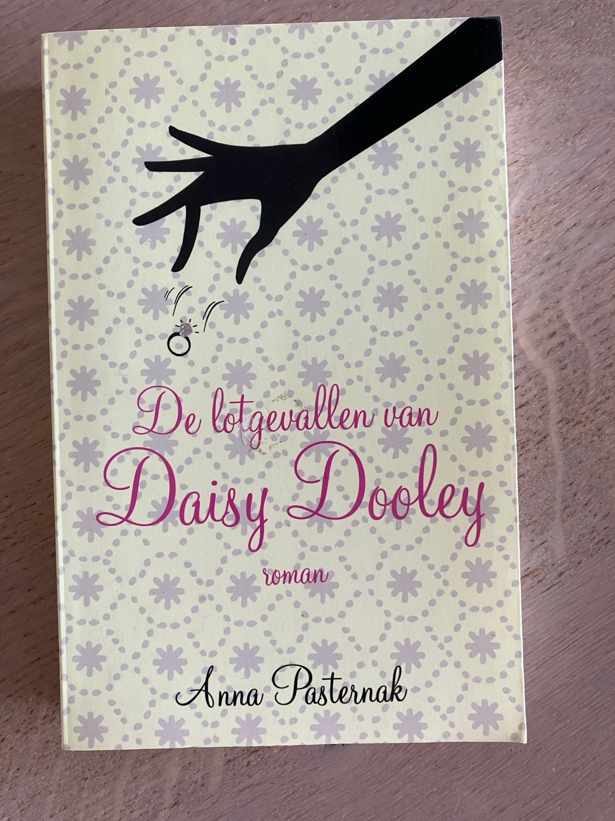 De lotgevallen van Daisy Dooley - Anna Pasternak, Ophalen of Verzenden, Zo goed als nieuw, Nederland