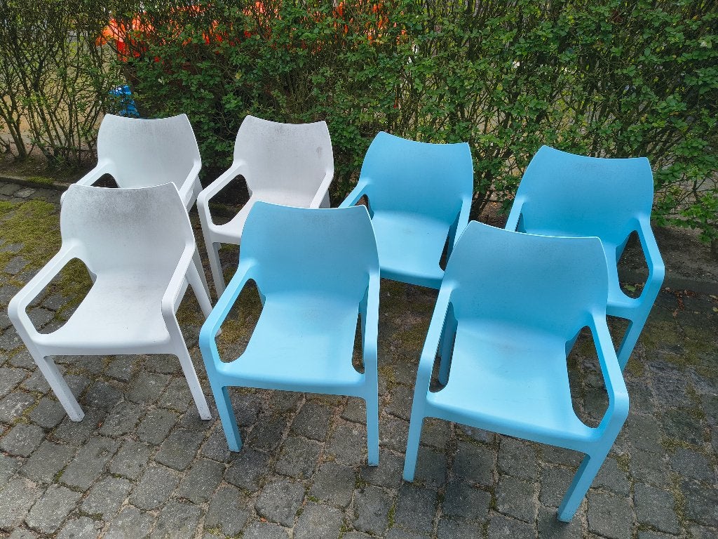 7 stapelbare tuinstoelen Siësta Diva wit blauw met kussens, Ophalen of Verzenden, Gebruikt, Kunststof, Stapelbaar