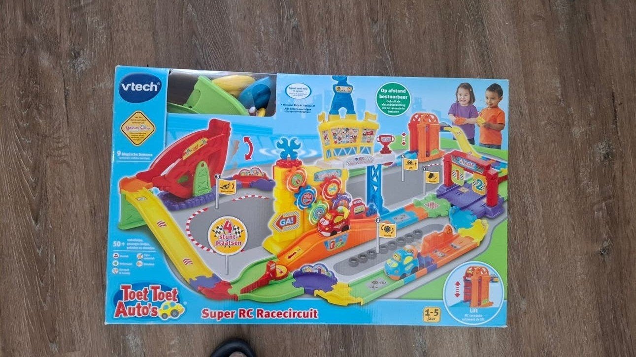 VTech Toet Toet Super RC Racecircuit met extra's, Ophalen, Gebruikt, Afstandsbediening