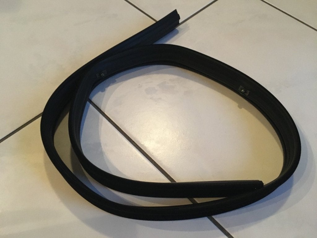 Te koop raamgeleidingsrubber Dodge w200 d200 ramcharger, Ophalen of Verzenden