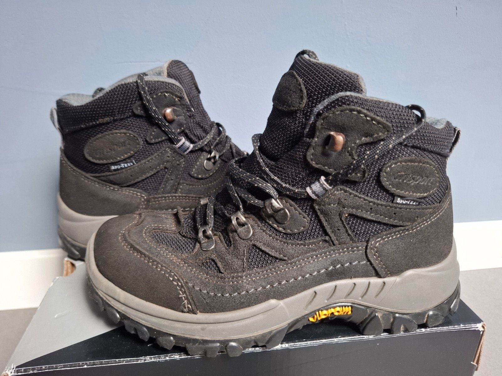 Grisport waterdichte wandelschoenen kind - Maat 37, Ophalen, Zo goed als nieuw, Schoenen