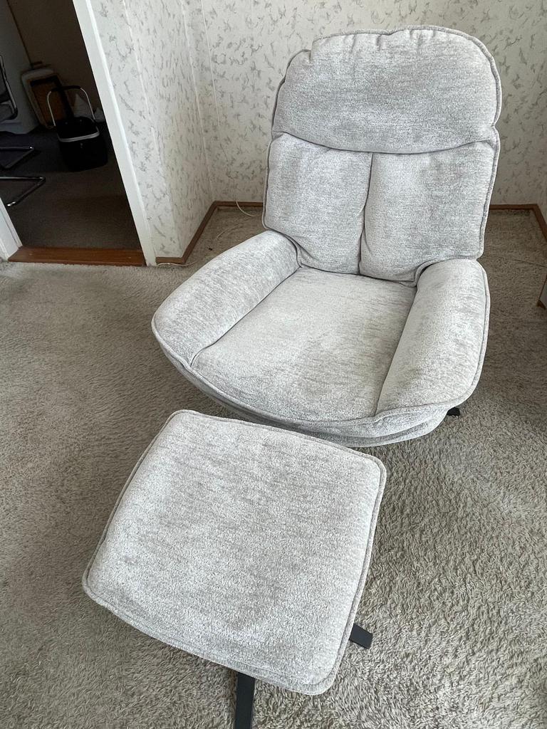 Henders en Hazel Florence Relaxfauteuil + Hocker, Huis en Inrichting, Fauteuils, Ophalen, Zo goed als nieuw, Stof, 75 tot 100 cm