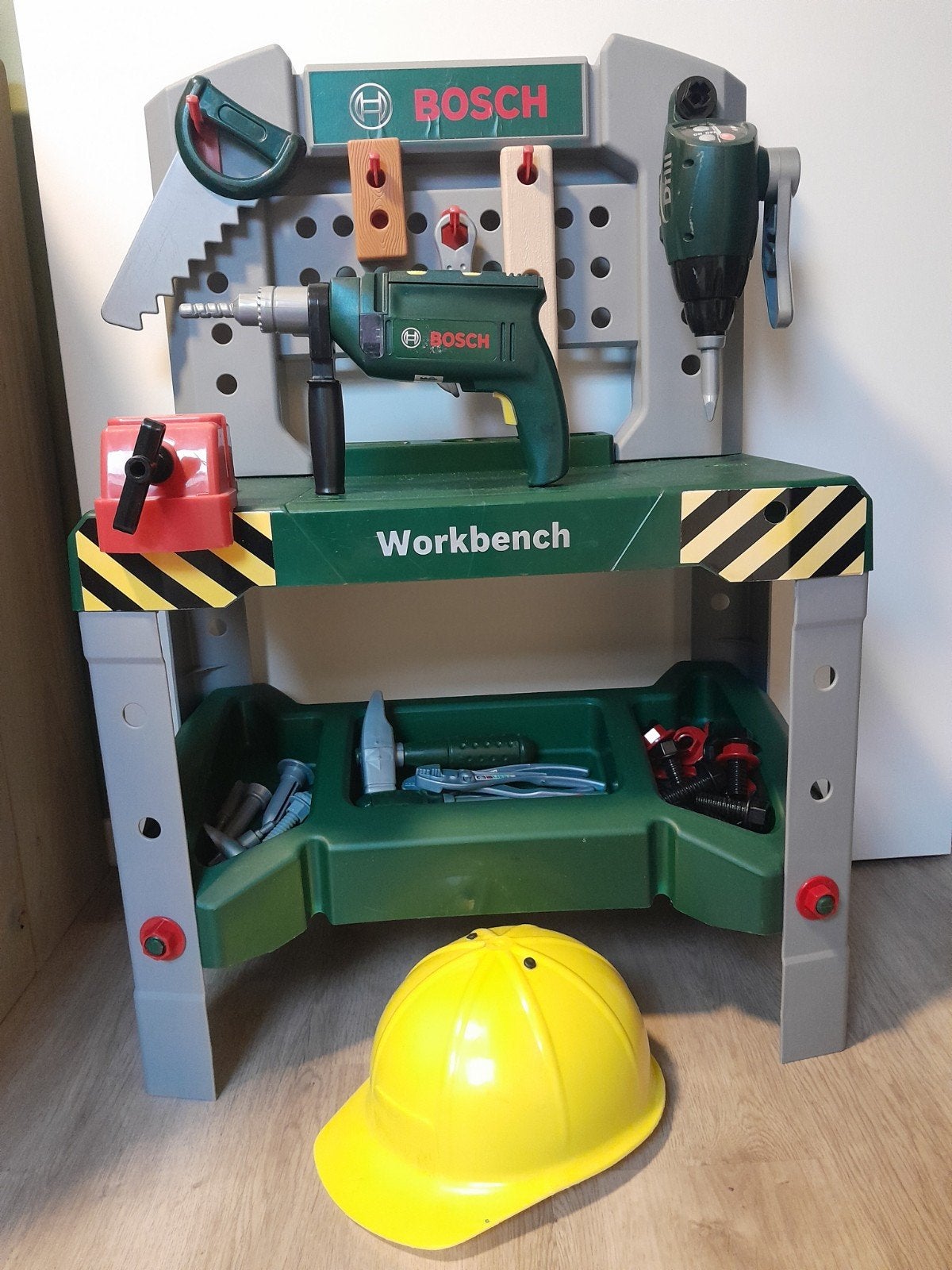 Bosch speelgoed werkbank met boormachine, Ophalen, Gebruikt, Knutselen