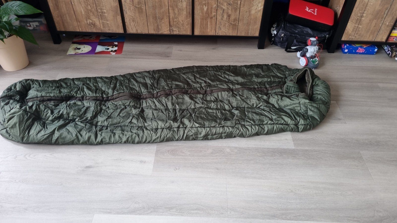 Defensie slaapzak, Caravans en Kamperen, Slaapzakken, Ophalen of Verzenden, Zo goed als nieuw