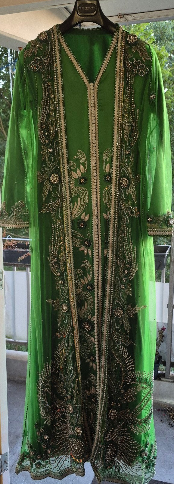 Prachtige groene takshita met steentjes en borduurwerk, Kleding | Dames, Overige typen, Maat 42/44 (L), Ophalen of Verzenden, Gedragen