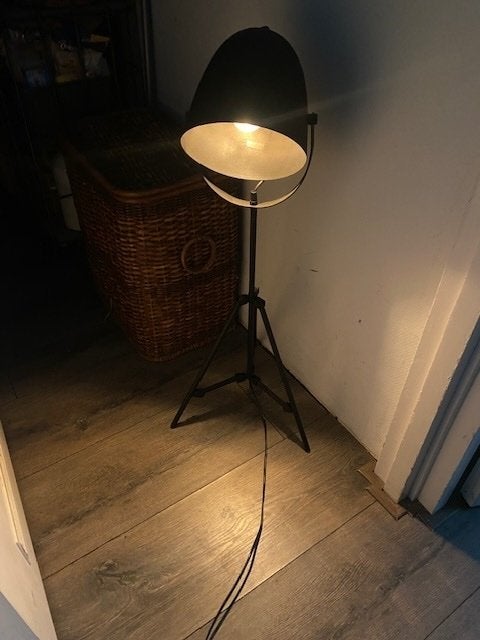 Vloerlamp, Huis en Inrichting, 100 tot 150 cm, Zo goed als nieuw, Metaal, E27 (groot)