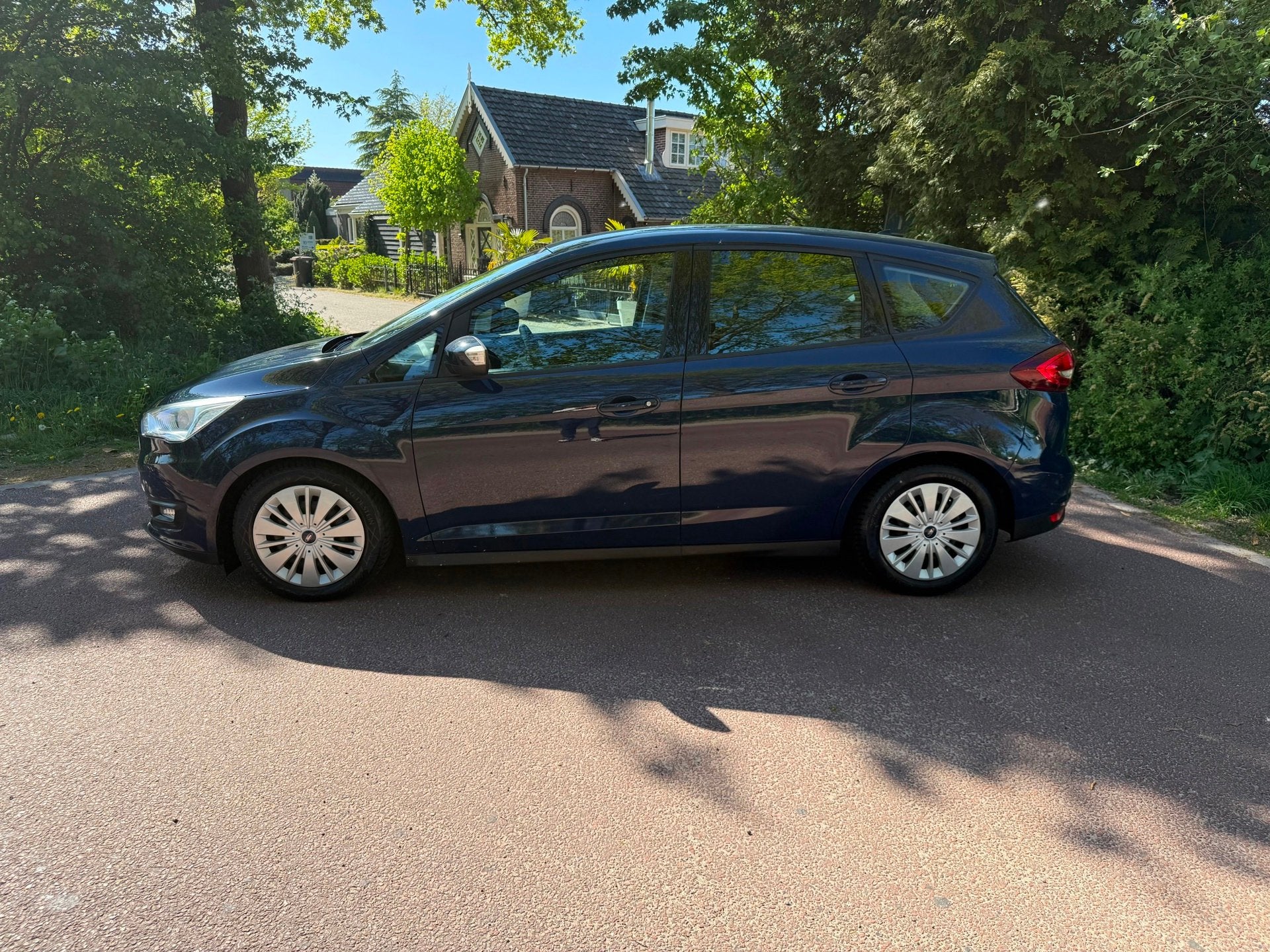 Ford C-Max 1.0 Ambiente / Navi / Airco / NAP / Apk / PDC / A, Auto's, Voorwielaandrijving, 101 pk, Gebruikt, Euro 6