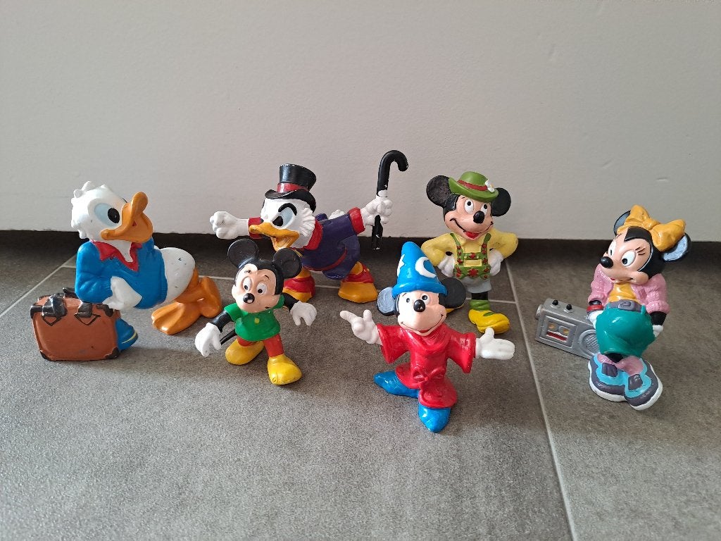 Disney figuren Bully vintage, Ophalen of Verzenden, Overige figuren, Beeldje of Figuurtje