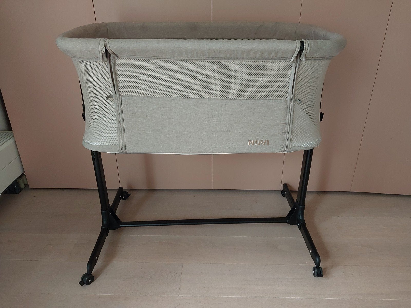 Co-Sleeper Novi Amy Air+ (met matras), Ophalen, Zo goed als nieuw, Wieg
