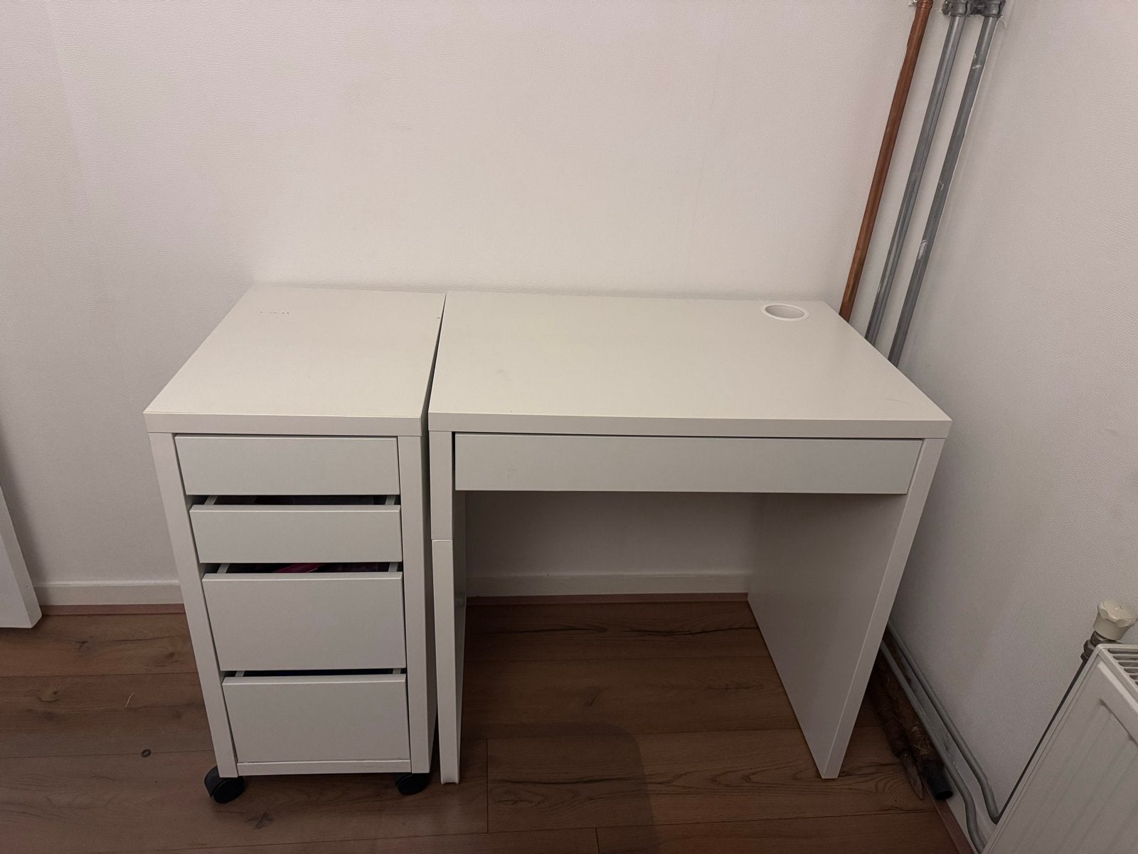 IKEA Micke bureau met ladeblok - Wit, 73x50 cm, Ophalen, Gebruikt, Met lades, Spaanplaat of MDF