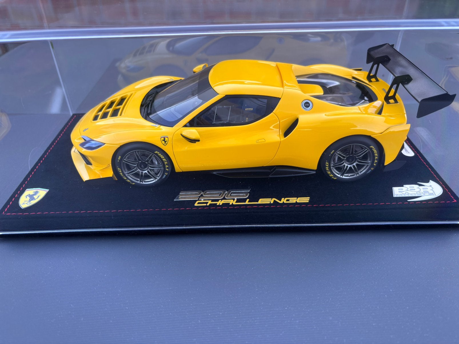 Ferrari 296 challenge giallo Modena BBR 1:18 ! C4F, Hobby en Vrije tijd, Overige merken, Bbr, ., Nieuw