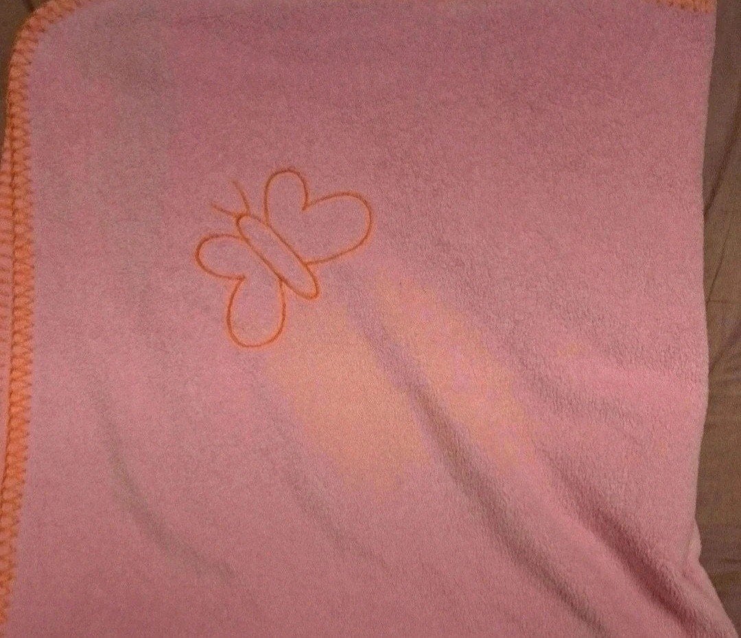 IKEA baby wiegdeken fleece met bloem en vlinder, Zo goed als nieuw, Roze, Deken, IKEA