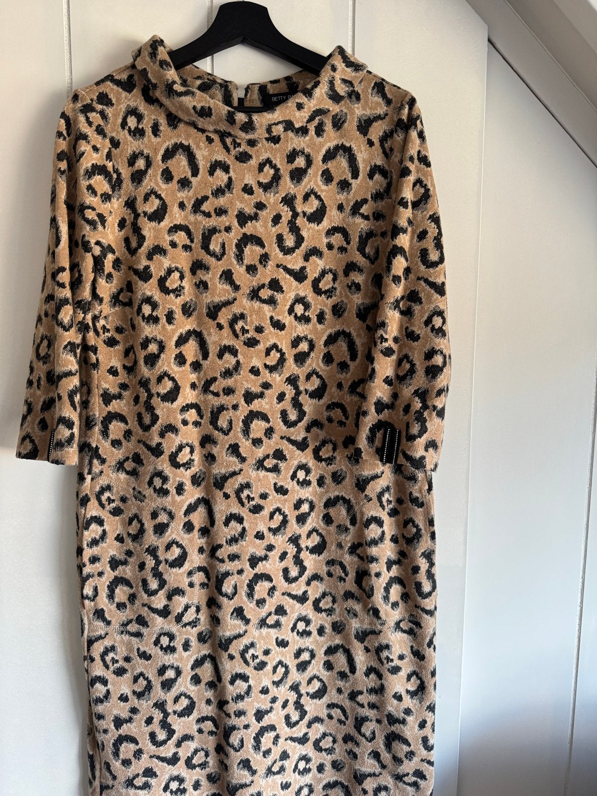 Betty Barclay jurk met luipaardprint, Maat 38/40 (M), Bruin, Ophalen of Verzenden, Zo goed als nieuw