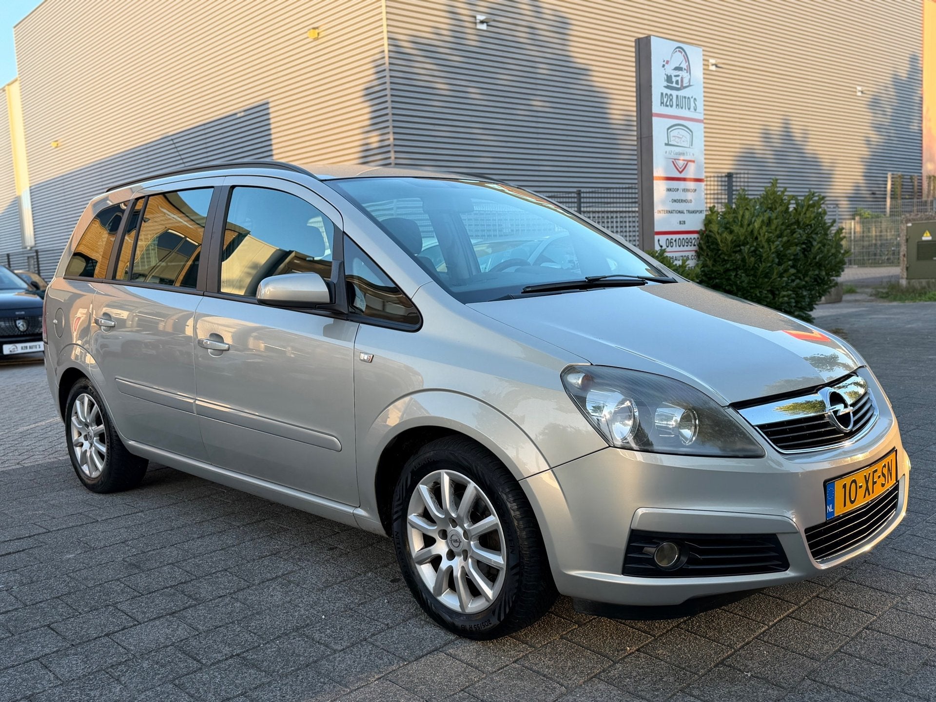 Opel Zafira 1.8 Temptation|7persoons|Cruise contr|Airco|NAP, Dealer onderhouden, Stof, Gebruikt, 4 cilinders