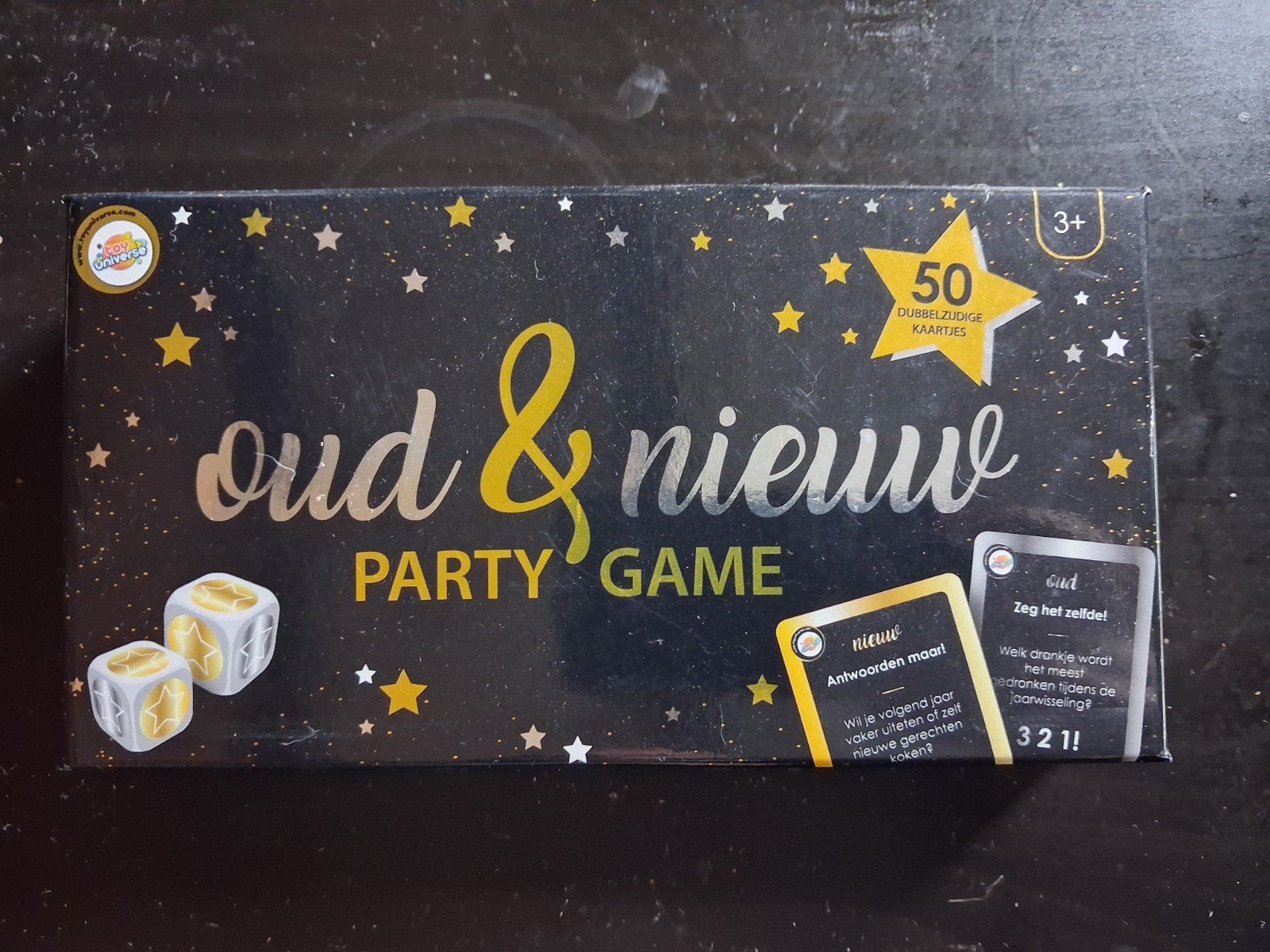 Oud & Nieuw Party Game - Kaartspel met dobbelstenen, Drie of vier spelers, Ophalen of Verzenden, Zo goed als nieuw