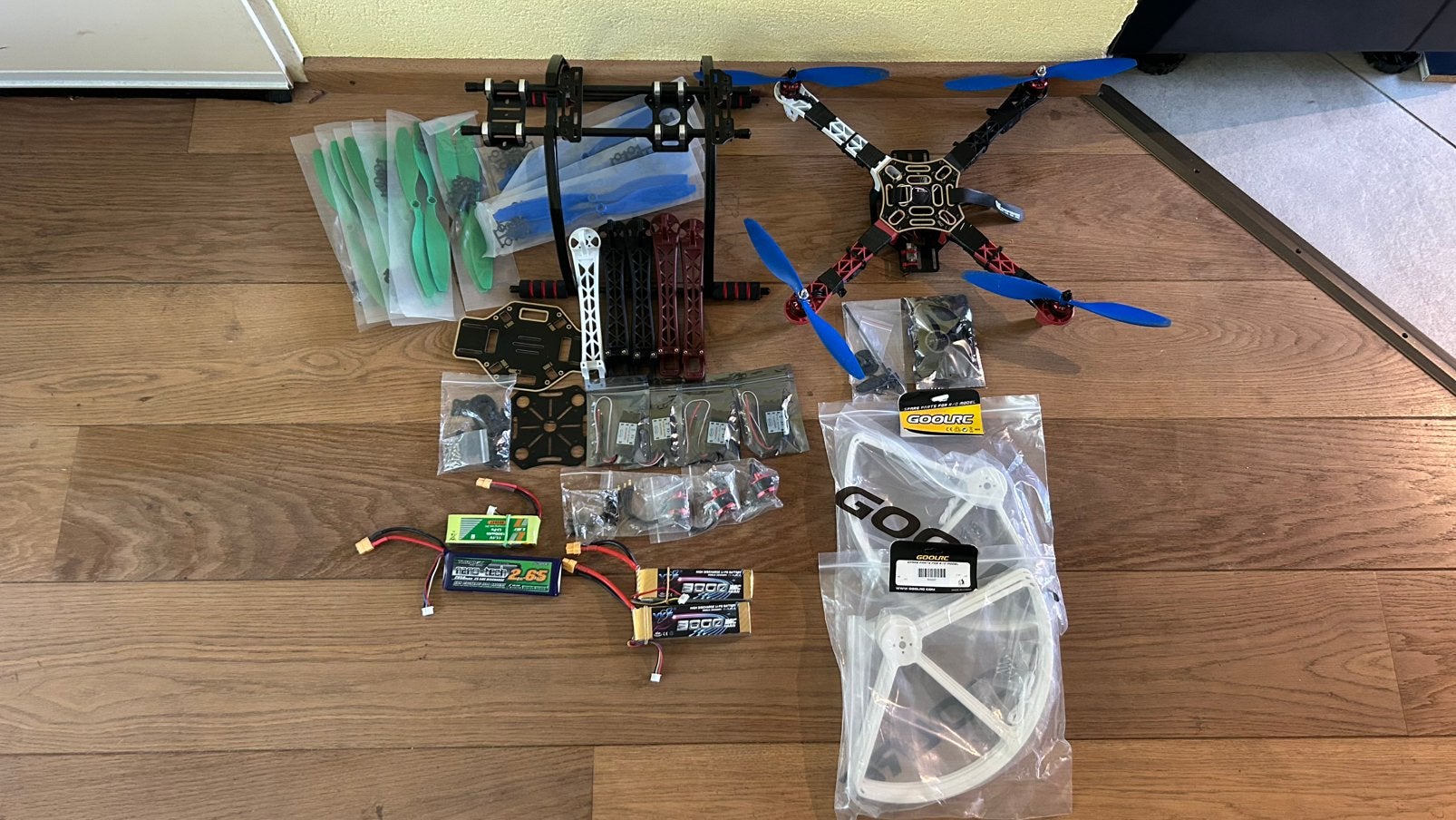 F450 Multi-rotor Quad Copter met veel reserve onderdelen, Ophalen of Verzenden, Gebruikt