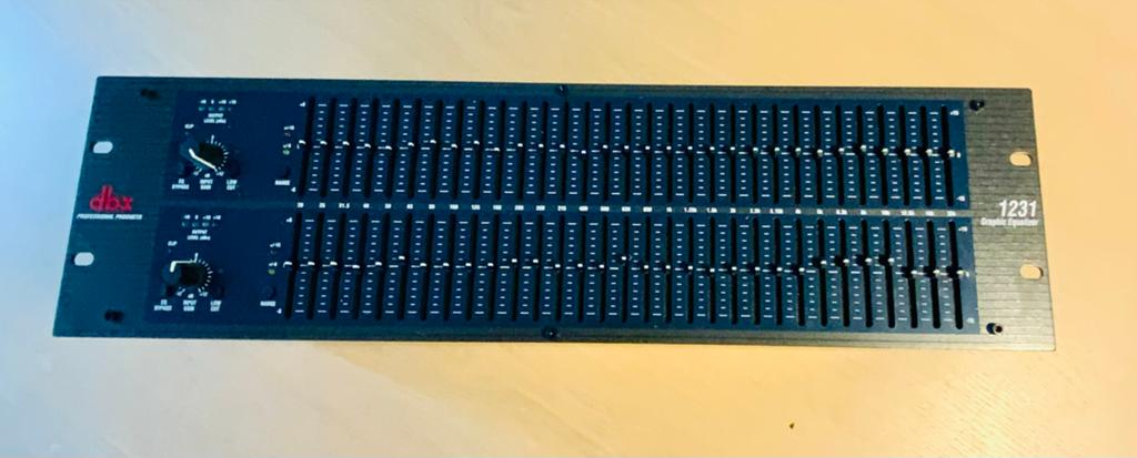 DBX 1231 Grafische Equalizer - 31 Banden, 45mm Faders, Muziek en Instrumenten, Effecten, Ophalen of Verzenden, Gebruikt, Equalizer