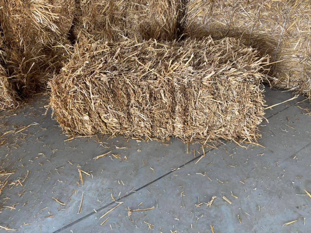 Kleine pakjes stro te koop, Dieren en Toebehoren, Ophalen of Verzenden, Overige soorten