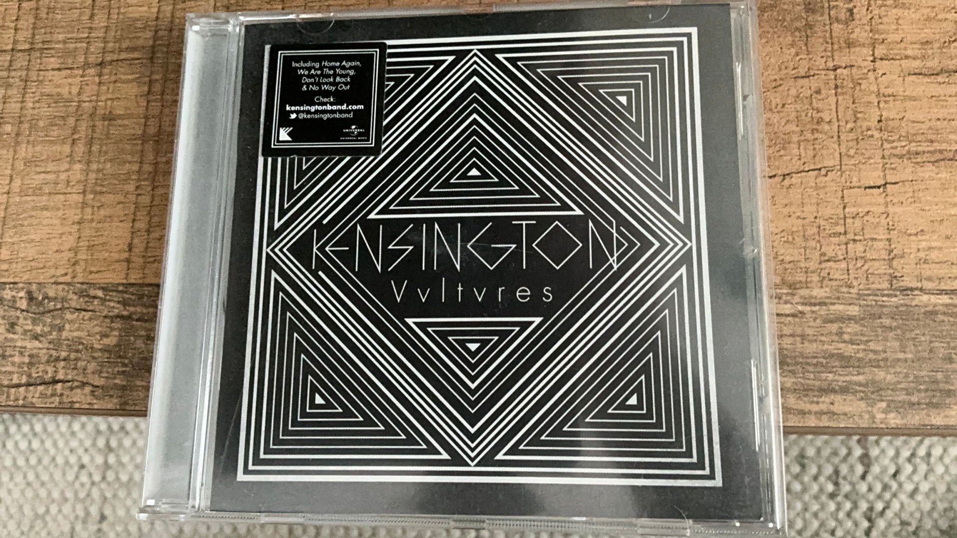Kensington, Vultures, cd, Ophalen of Verzenden, Zo goed als nieuw, Poprock