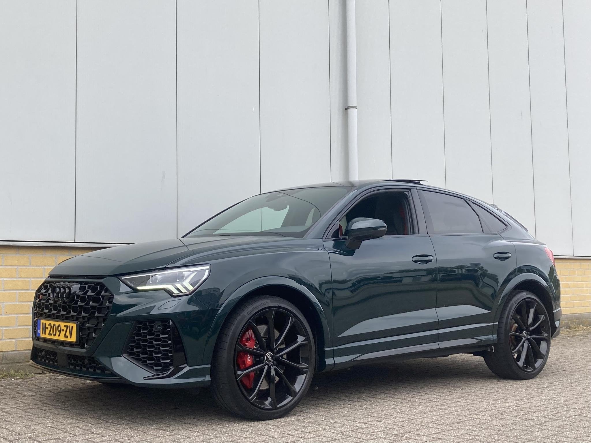 Audi RS Q3 Sportback RSQ3 2.5 TFSI Quattro 400 pk Individual, Automaat, Gebruikt, 1675 kg, Automatische klimaatregeling