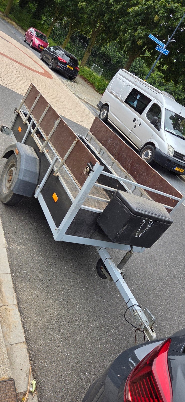 aanhanger enkelasser, Ophalen