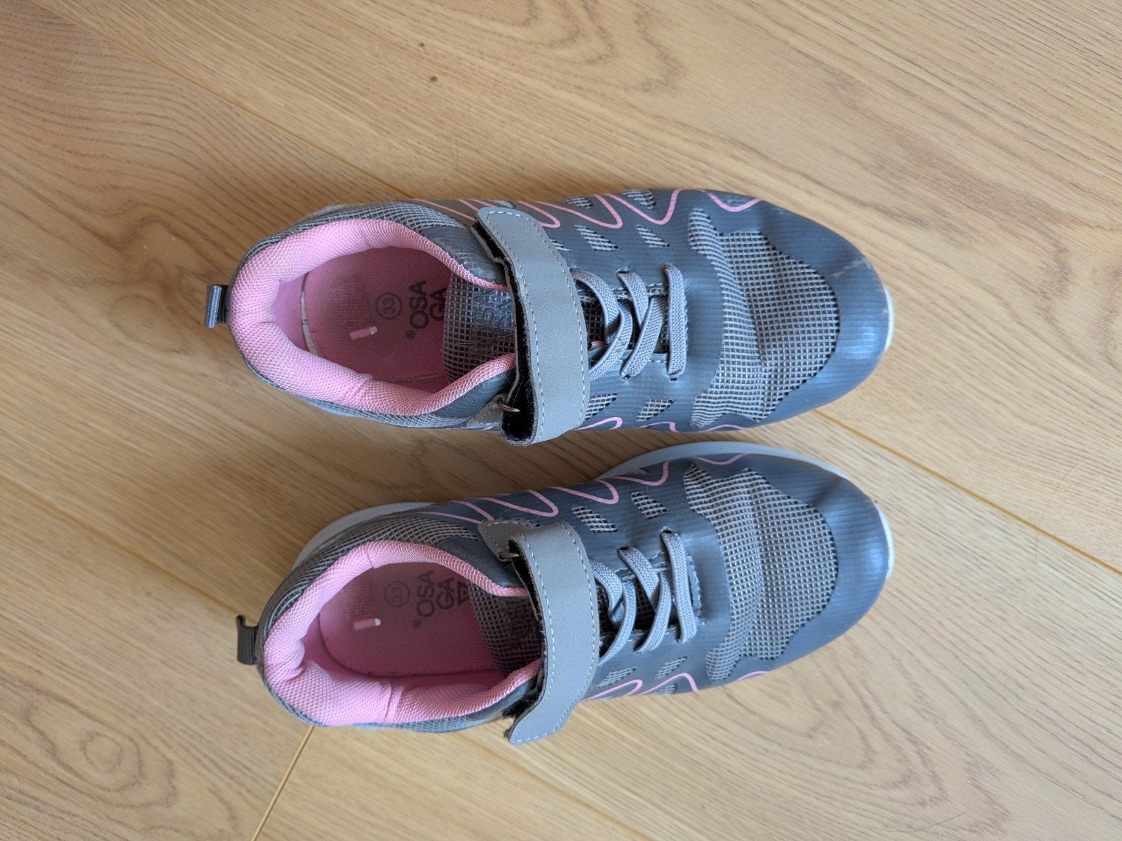 gymschoenen maat 33 gratis, Ophalen, Osaga, Zo goed als nieuw, Jongen of Meisje