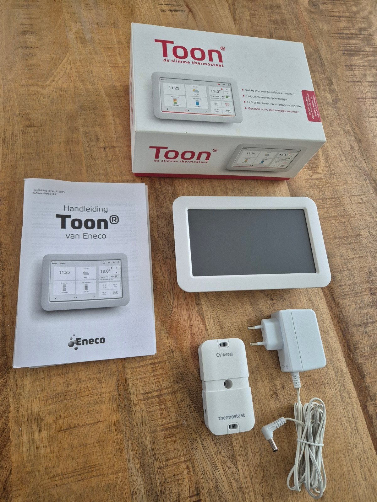 Toon - slimme thermostaat, Doe-het-zelf en Verbouw, Thermostaten, Ophalen of Verzenden, Slimme thermostaat, Zo goed als nieuw