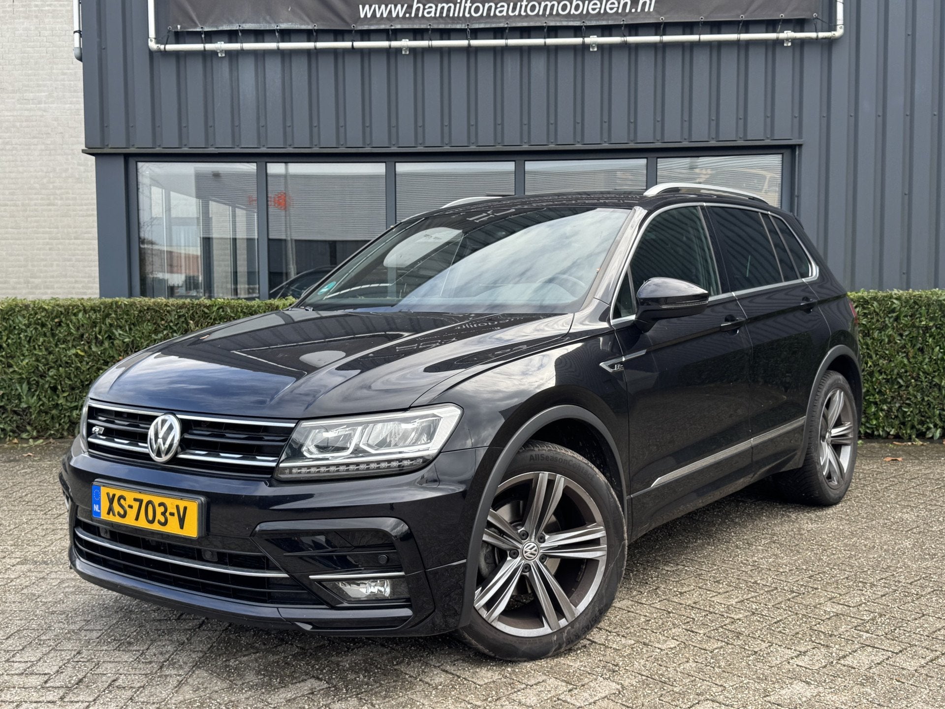 Volkswagen Tiguan 1.5 TSI 131pk R-Line Comfortline Business, Voorwielaandrijving, Dealer onderhouden, Stof, Euro 6