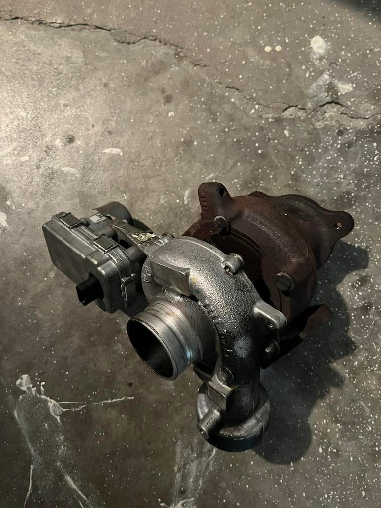 Mercedes Turbo A6510900586 + Actuator A2C53410124 |OM65 W176, Ophalen of Verzenden, Gebruikt, Mercedes-Benz