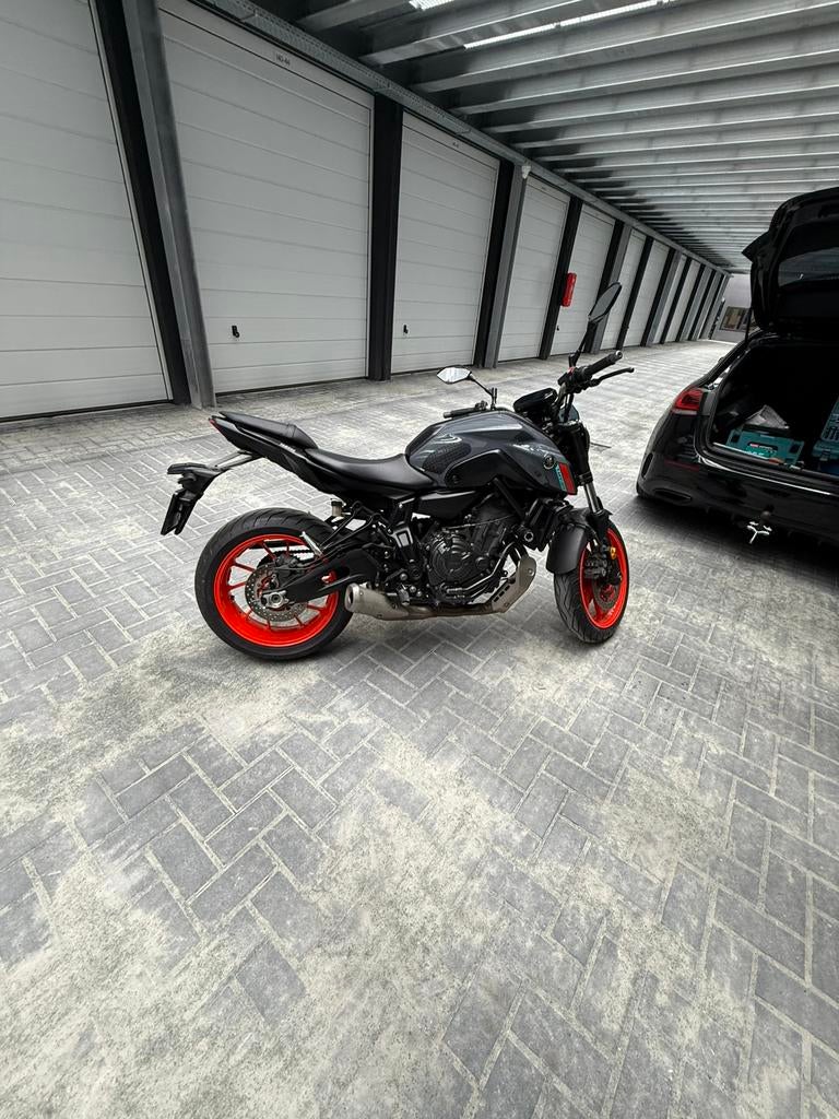 Yamaha MT-07 nardo grey, Motoren, 2 cilinders, Gebruikt, Particulier, Meer dan 35 kW