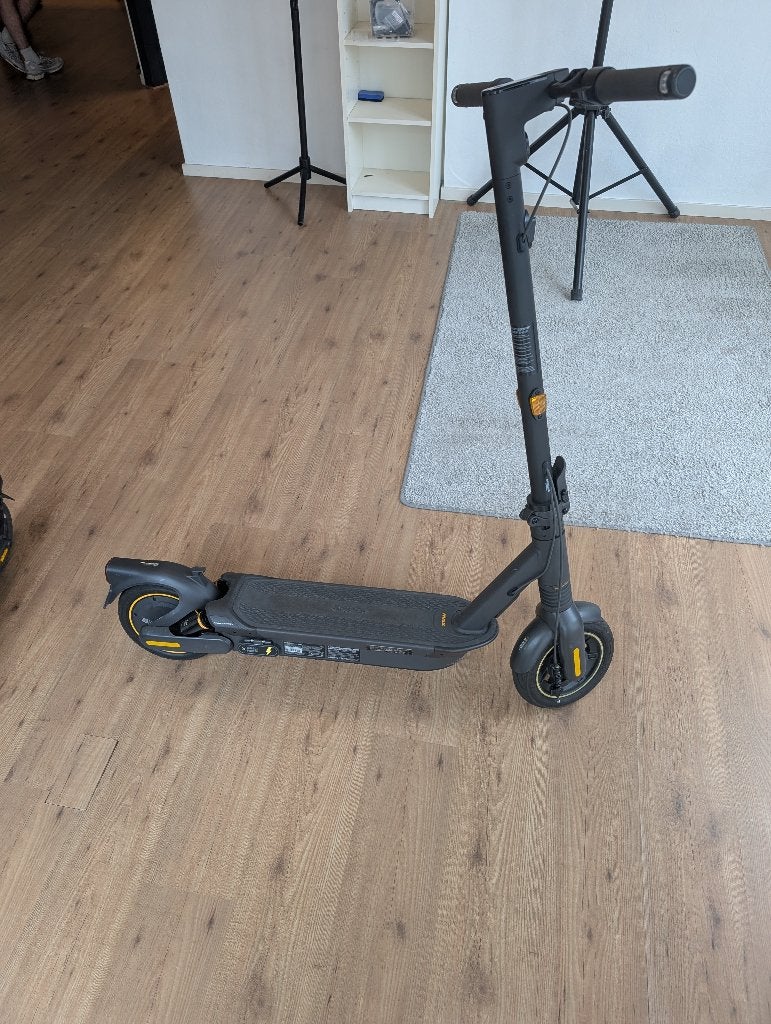 Segway Ninebot Max G2E, Ophalen of Verzenden, Zo goed als nieuw, Elektrische step (E-scooter), Segway Ninebot