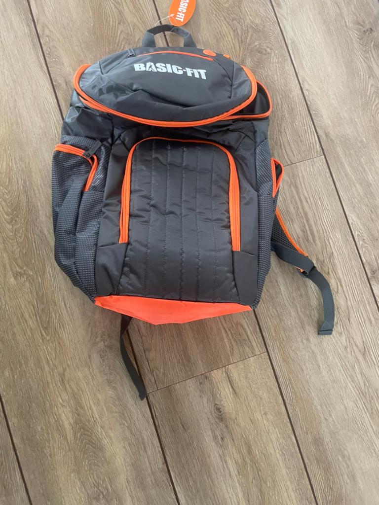 Nieuwe basic fit tas, Ophalen of Verzenden, Zo goed als nieuw, Overige merken, 45 tot 60 cm