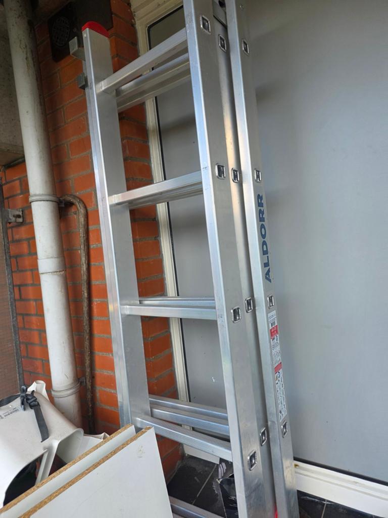ladders, Ophalen of Verzenden