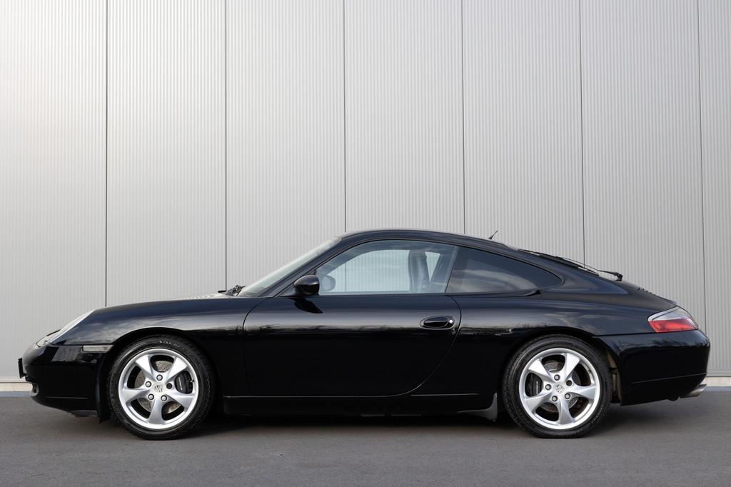Porsche 911 3.4 Coupé Carrera | SCHUIFDAK | HISTORIE AANWEZ, Auto's, Automaat, Achterwielaandrijving, Zwart, 4 stoelen