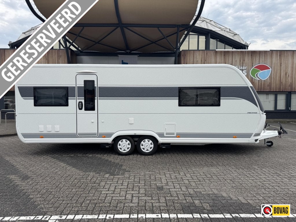 Hobby Prestige 650 UFF 2024 4x4 MOVER + AIRCO!!!, Standaardzit, Hobby, Schokbreker, 7 tot 8 meter